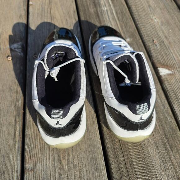 Nike Air Jordan 11 Retro Low (GS) "Concord (2014)" - Picture 5 of 7